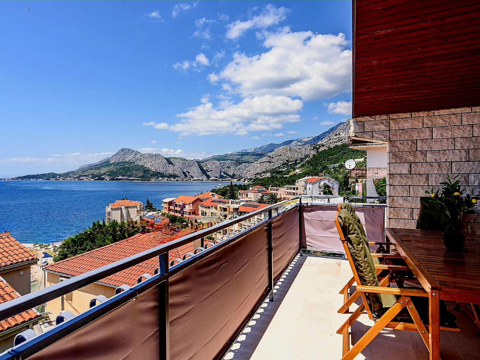 Villa Del Mar Omis Exterior photo